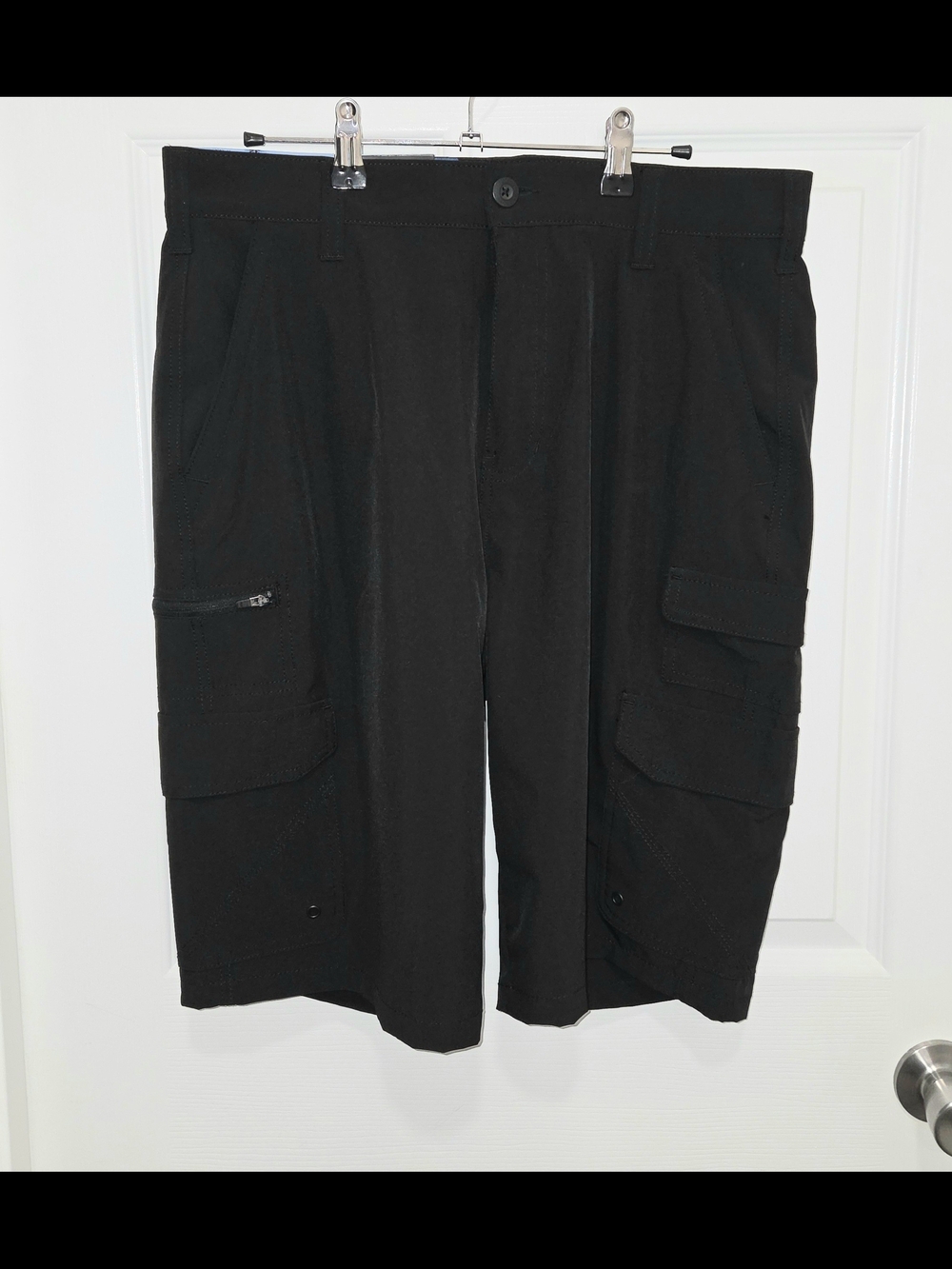 New Iron Co. Men's Comfort Waistband Stretch Hybrid Cargo Short Size 32.